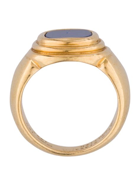 signet ring cartier|cartier memoire ring.